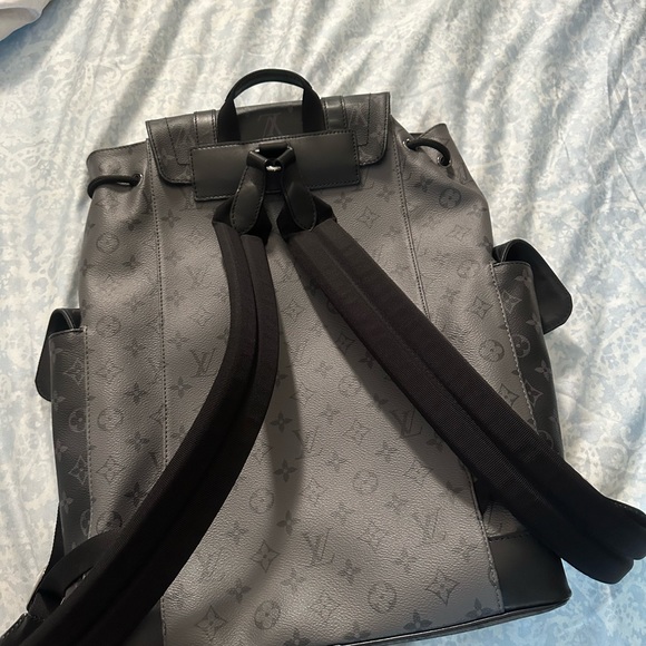 Pre Owned Louis Vuitton Christopher PM Bag in Monogram Eclipse Canvas - Picture 3 of 5